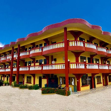 Hotel Wilson Ciudad Neily エクステリア 写真