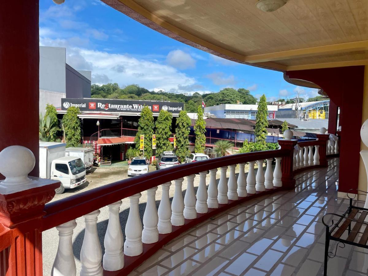 Hotel Wilson Ciudad Neily エクステリア 写真
