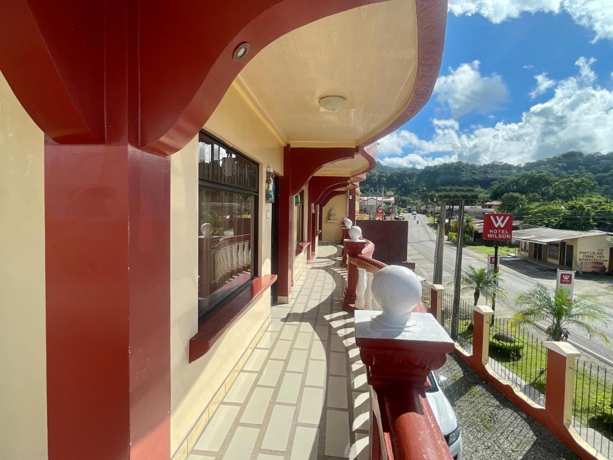 Hotel Wilson Ciudad Neily エクステリア 写真